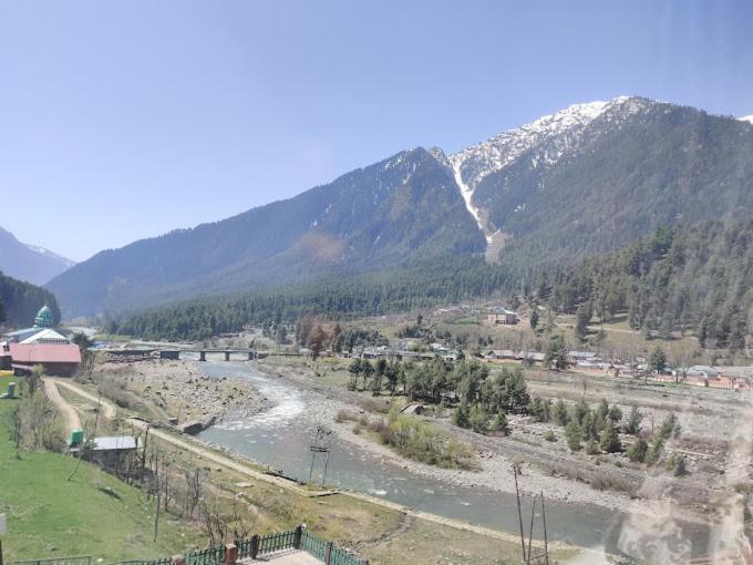 The Quiet Resort Pahalgam Exterior photo
