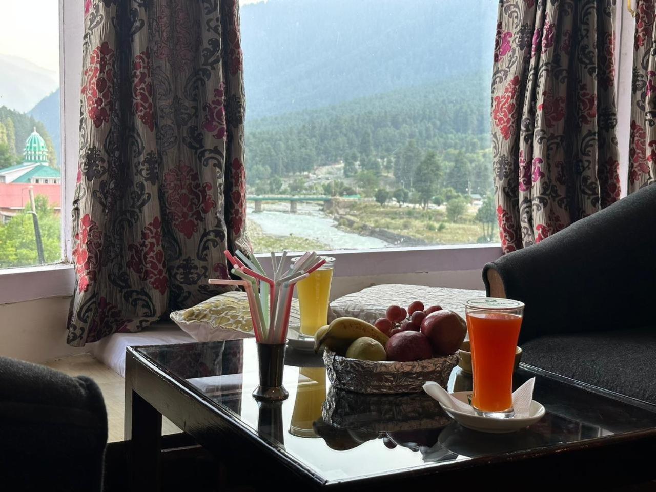 The Quiet Resort Pahalgam Exterior photo