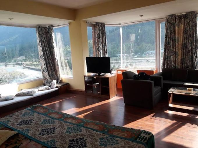 The Quiet Resort Pahalgam Exterior photo